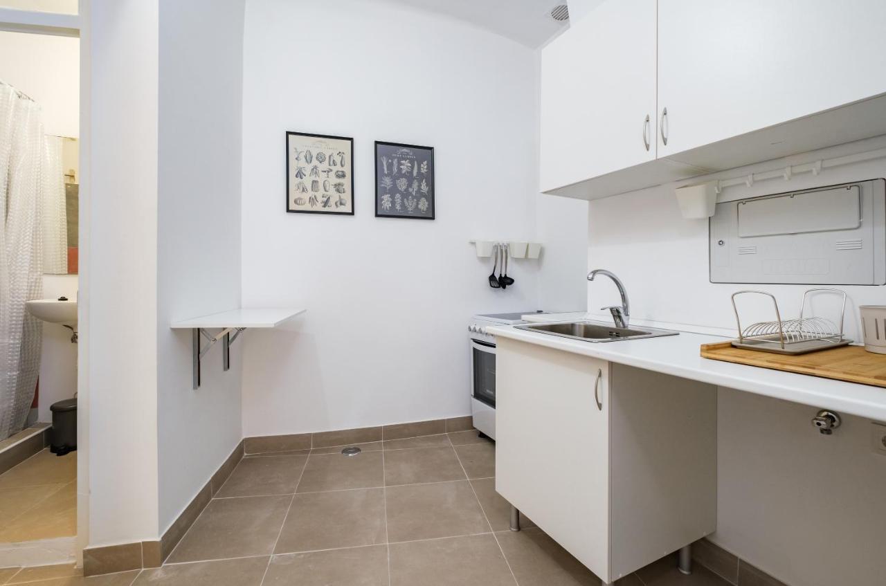 New! Unique 1 Bedroom Apartment- Santa Catarina 42 Лиссабон Экстерьер фото